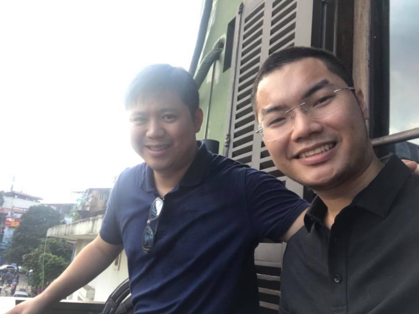 Chris meeting Jie Kang in Hanoi — the coffee that changed how I see customers